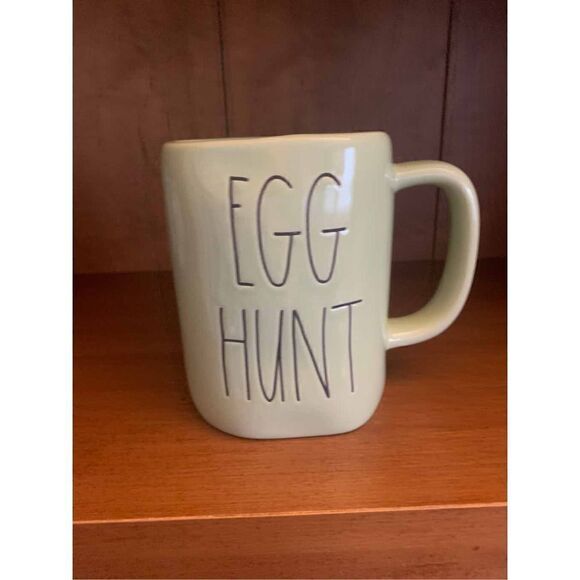 Rae Dunn Egg Hunt Mug - Picture 1 of 2